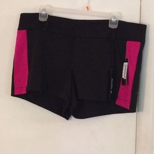 🎉PRICE DROP🎉 New Color Blocked Shorts👠