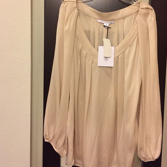 Diane von Furstenberg Tops - Authentic DVF "Cahil" Top