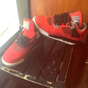 AIR JORDAN 4 RETRO (GS) "TORO BRAVO"