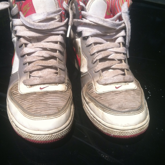 Nike shoes