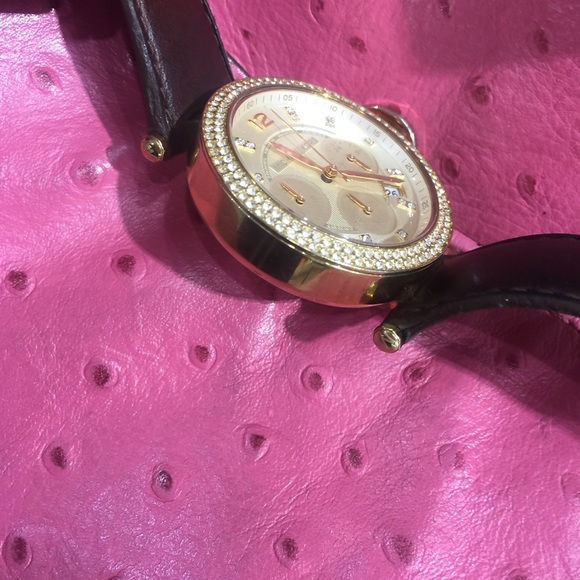 Michael Kors Watch w/ Gold Accent - Picture 4 of 4