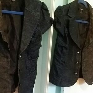 Short sleeved blazer