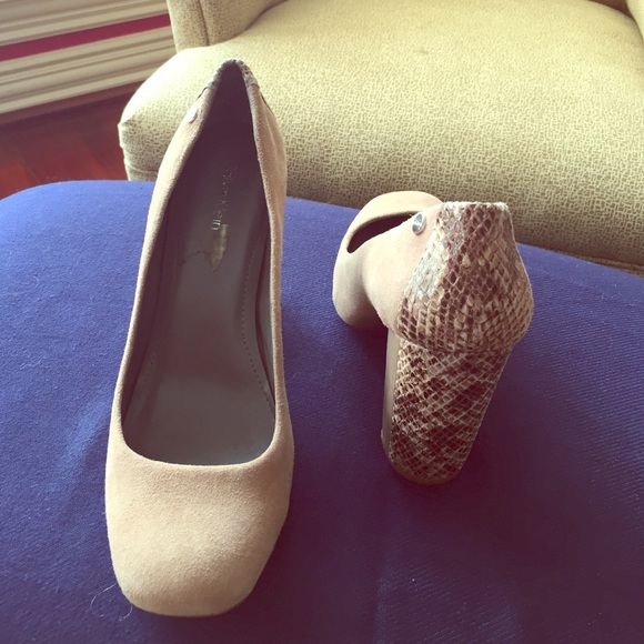Calvin klein pumps shoes