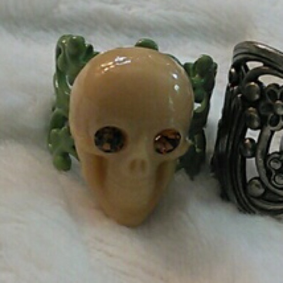 Skull Ring