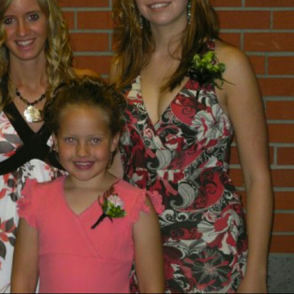 🚫 DONATED 🚫 Long floral unique dress - Picture 2 of 5