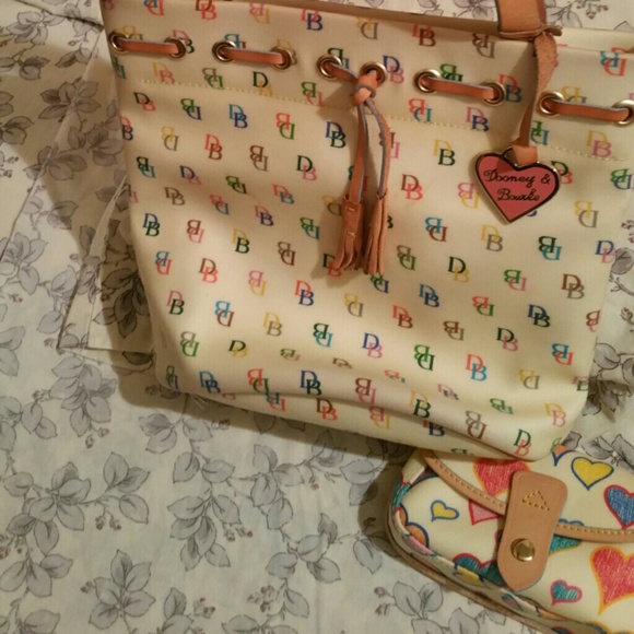 Bag & wristlet - Picture 2 of 4