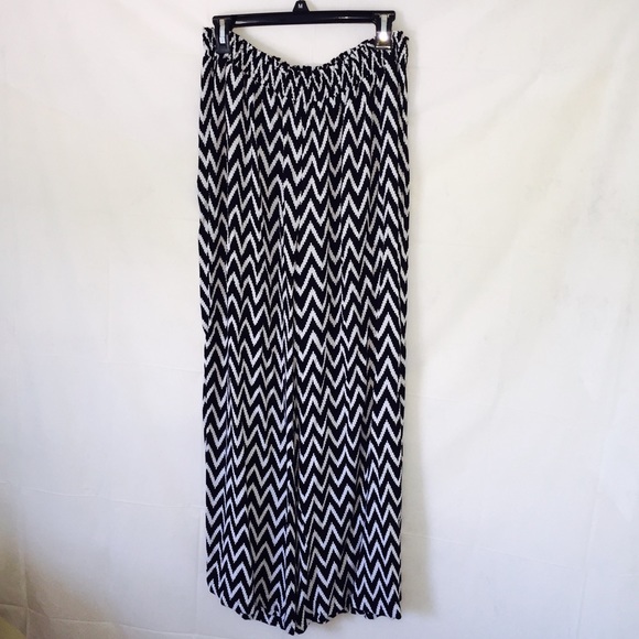 Angie Chevron Palazzo Pants with Elastic Waist - Picture 2 of 4