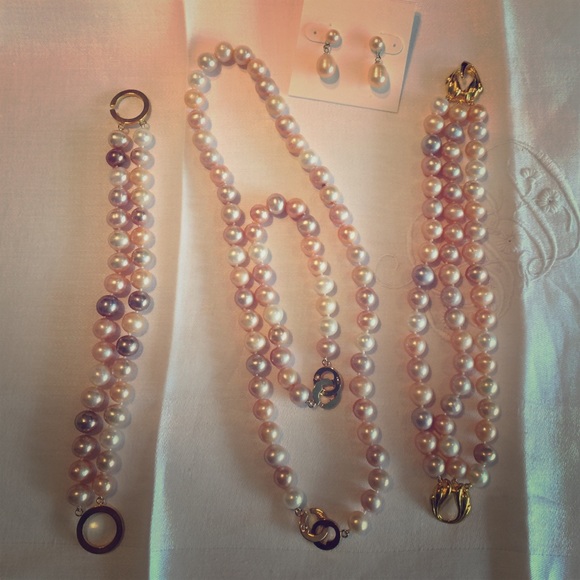 Multi color freshwater pearls