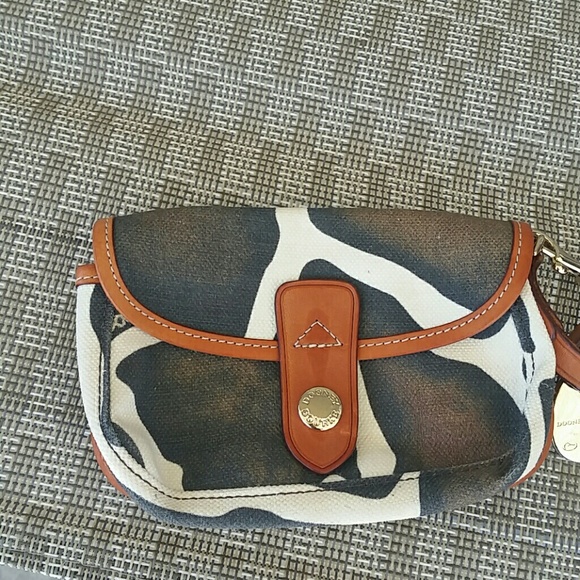 Dooney & Bourke