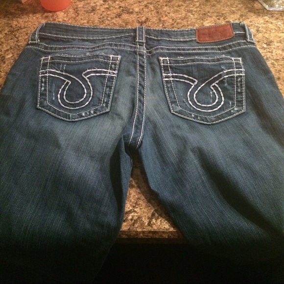 Big Stars 32L super cute, distressed, boot cut