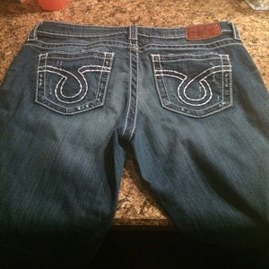 Big Stars 32L super cute, distressed, boot cut