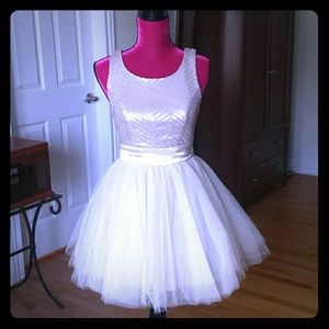 Cocktail Creme Dress