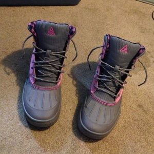 Nike ACG boots