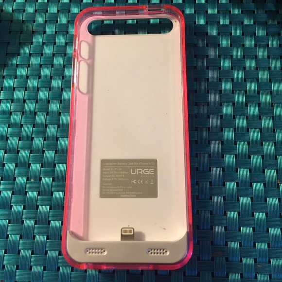 Urge iPhone 5/5s charger case