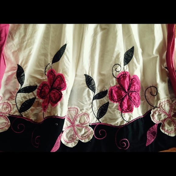Ruby Rox Spring Dress - Picture 2 of 4