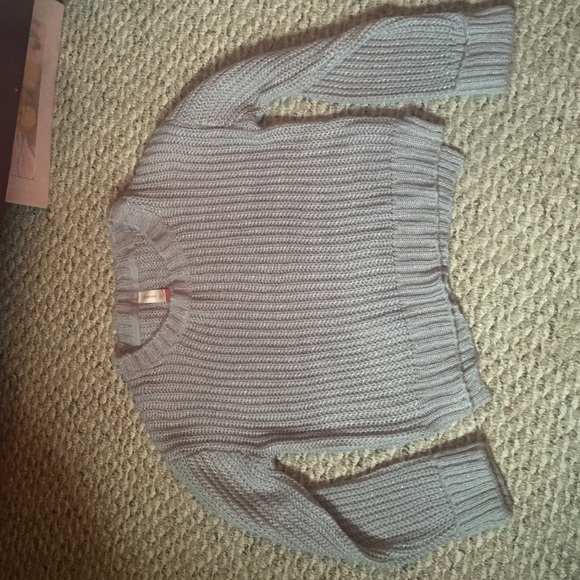 Gray/lilac cable knit sweater