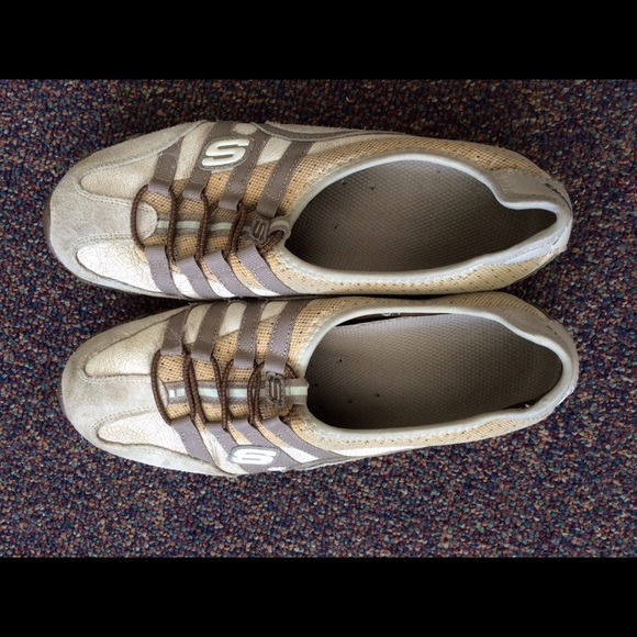 Sketchers shoes