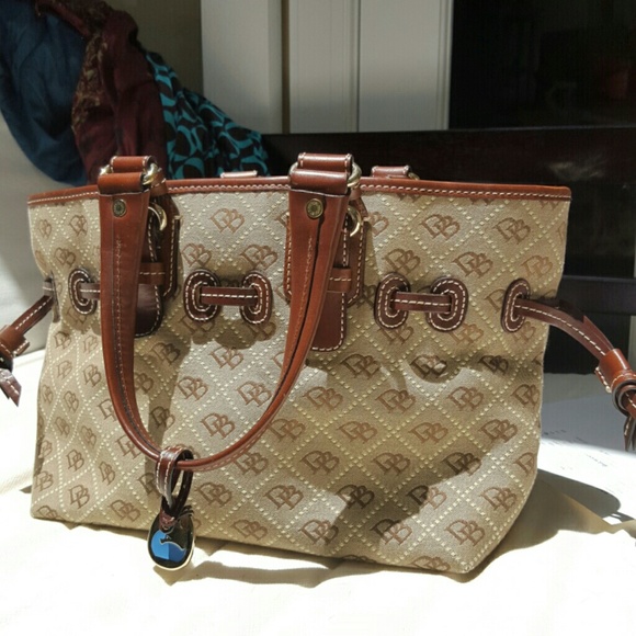 Dooney and Bourke Purse - only used a couple times