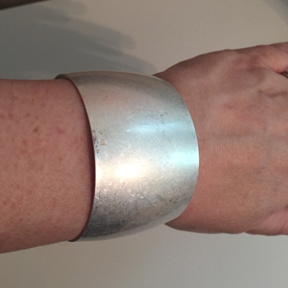 Bracelet - Picture 2 of 2