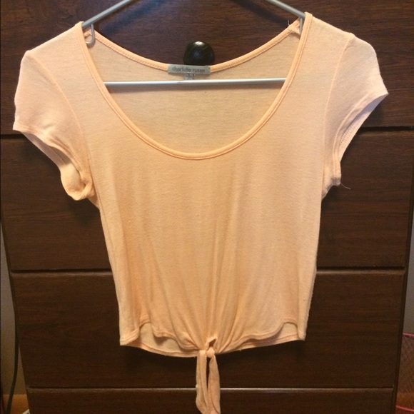Peach-colored crop top!