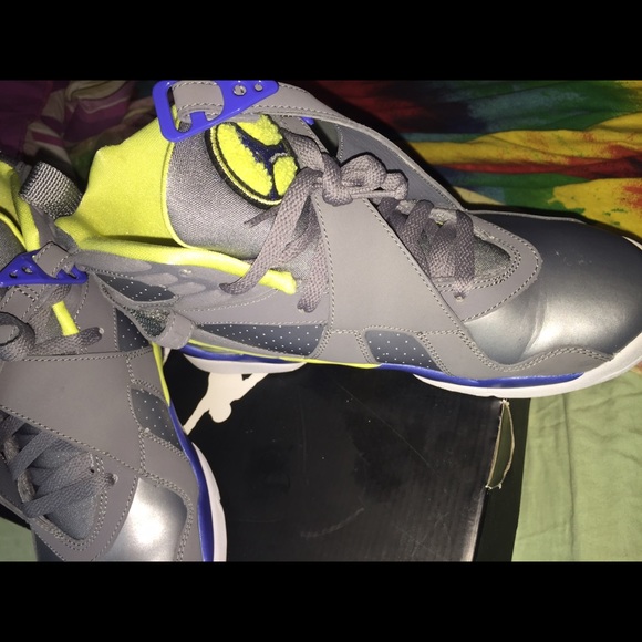 Jordan, Retro 8 / Laney - Picture 2 of 3