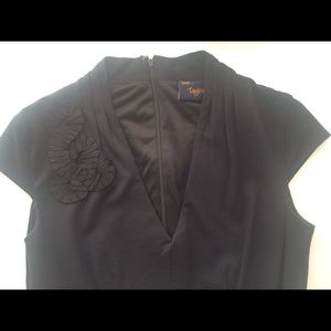 Just Taylor black dress