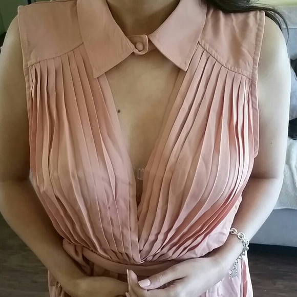 Dress - Picture 4 of 4
