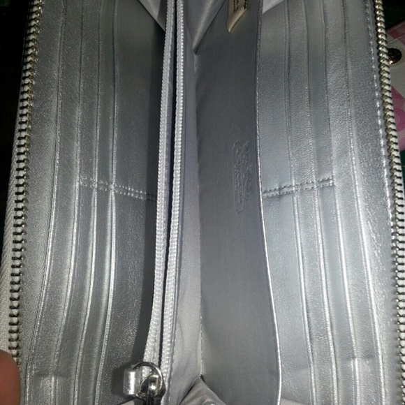 Coach - Picture 2 of 2