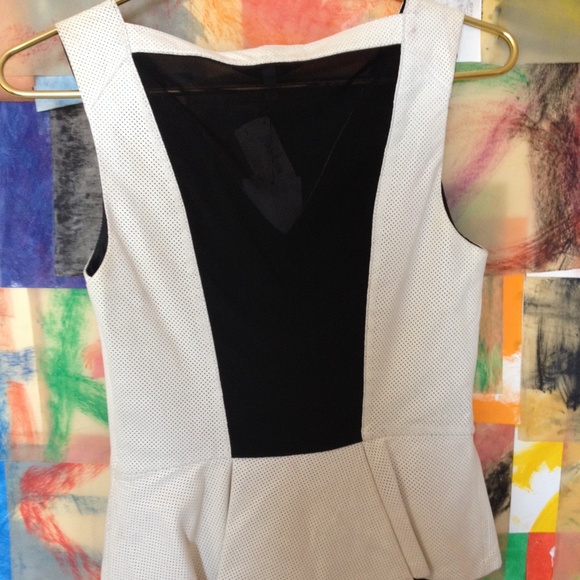 🆕 Robert Rodriguez Leather Peplum Top 💕HP💕 - Picture 3 of 5