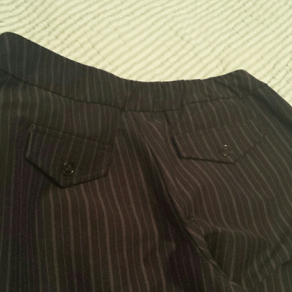 Capris - Picture 3 of 3