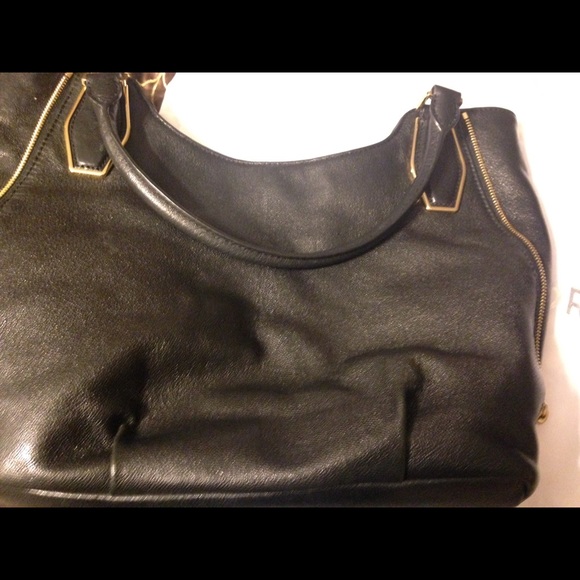 MK - Picture 2 of 3