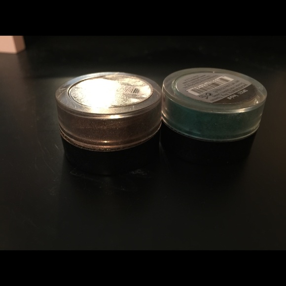 4 Bellápierre glitter eyeshadows - Picture 2 of 4