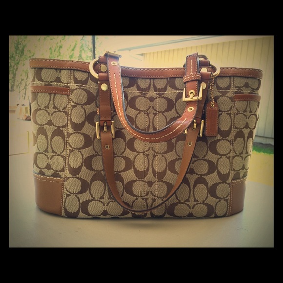 Coach Tote