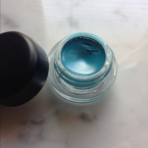 MAC Blue Peep Fluidline Gel eyeliner
