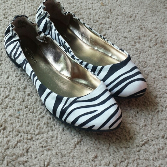Zebra Print Flats