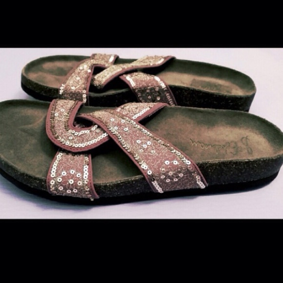 NWOT Sam Edelman sandals 😄😄