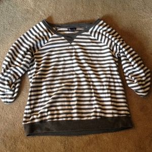 Gray and white striped 3/4 length sleeve
