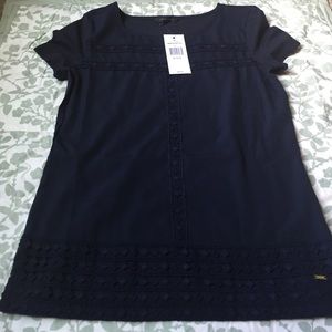 NWT Tommy Hilfiger Shirt. XS