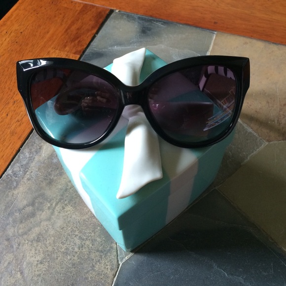 kate spade Accessories - Authentic Kate Spade "Jessa" black sunglasses