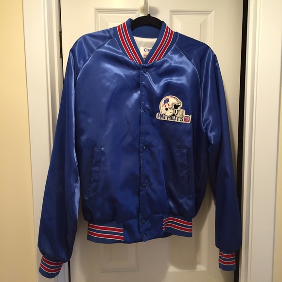 Vintage Patriots Jacket Fits like a Medium
