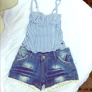 Lace short