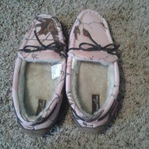 Pink Camo moccasins