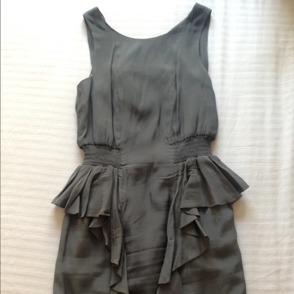 Dress - Picture 3 of 4