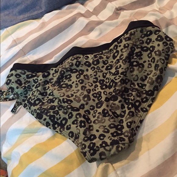 Bathing suit bottoms