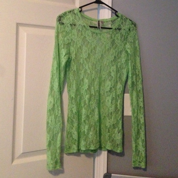 Bke lace long sleeve layering top