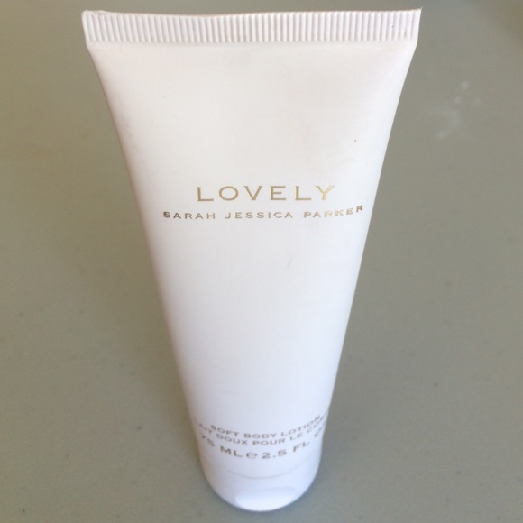 SARAH JESSICA PARKER LOVELY LOTION