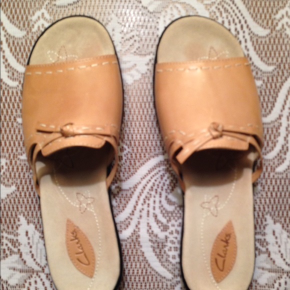 Clarke shoes, beige leather