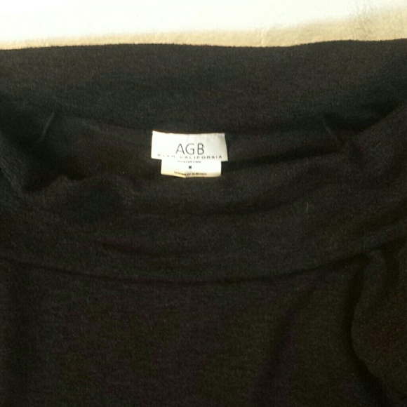 Top - Picture 2 of 2