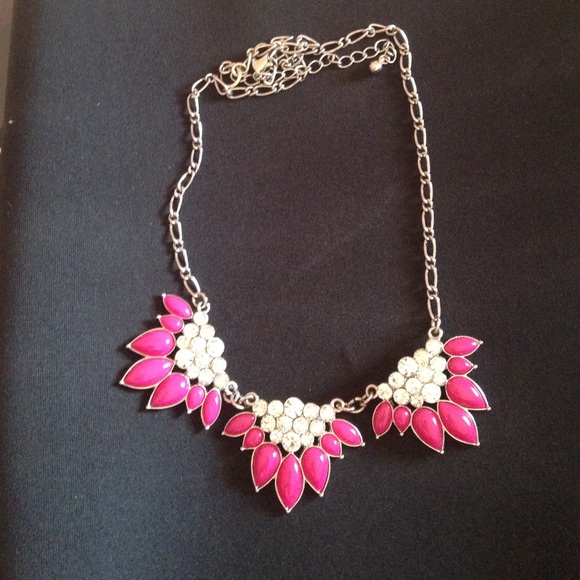 Flower necklace