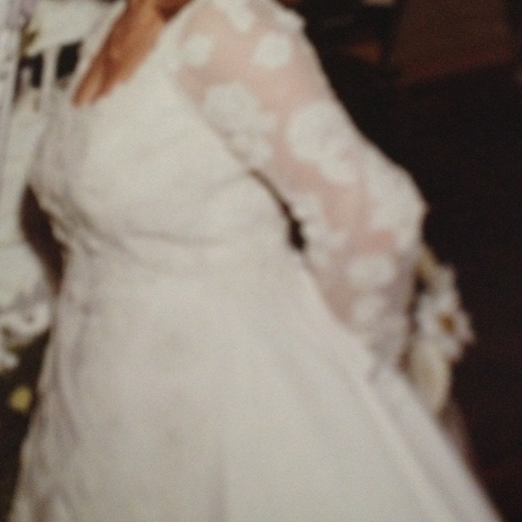 Wedding gown
